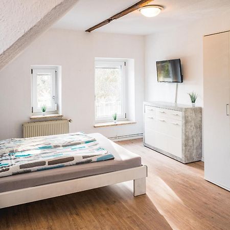 Lilie Inn Pension - 24 Stunden Check In Шнефердінген Екстер'єр фото