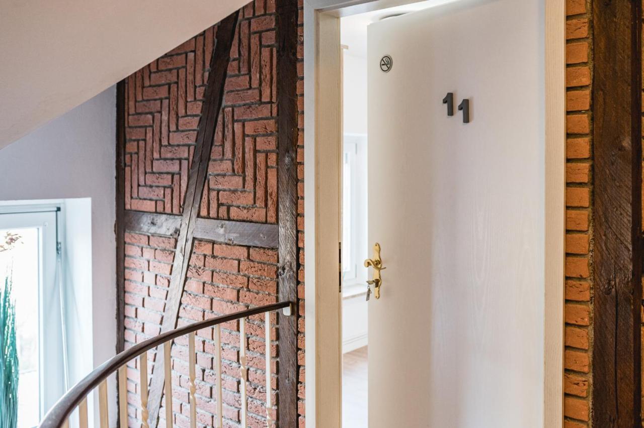 Lilie Inn Pension - 24 Stunden Check In Шнефердінген Екстер'єр фото